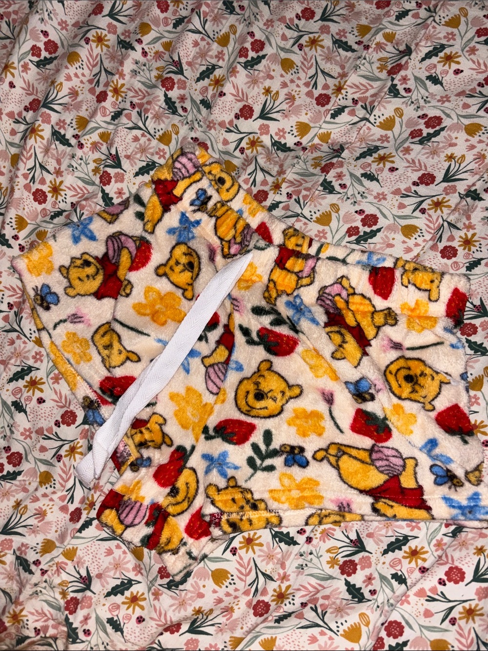 Disney Winnie the Pooh Floral Fleece Shorts - Cream, Yellow, Red, Blue